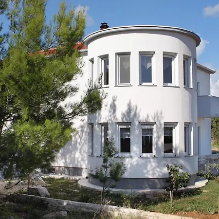 5282c * Biograd Na Moru